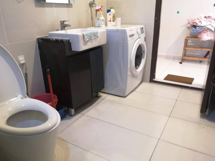 Country Garden Bay Point Homestay By Easyhomestay ยะโฮร์บาห์รู ภายนอก รูปภาพ